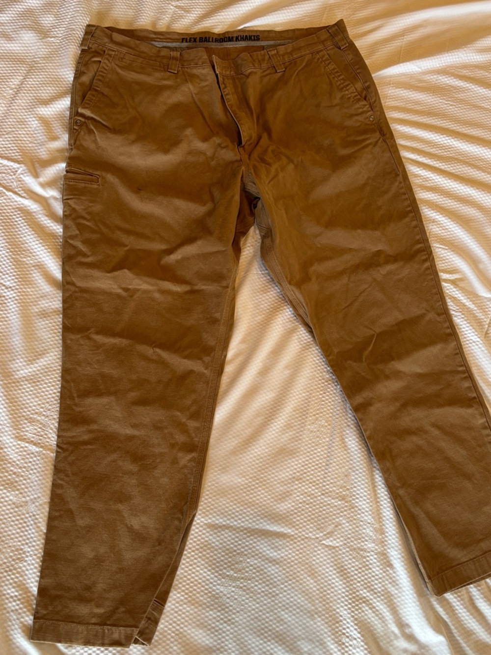 Duluth Men’s Brown Flex Ballroom Khakis
